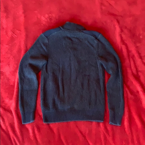 Express Sweater - Picture 3 of 3